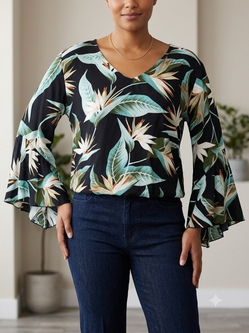 Pineapples Designed In Hawaii Top M Black Tropical Birds Of Paradise Bell Sleeve